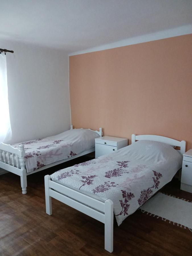 Apartman Kristina ชาพลินา ภายนอก รูปภาพ